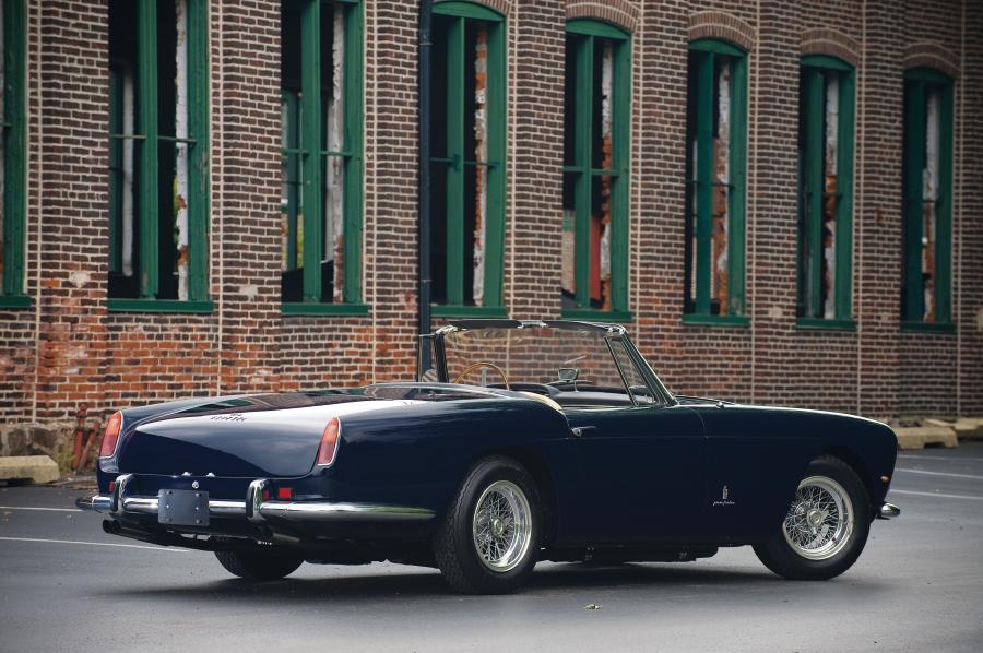  Ferrari 250 GT Cabriolet (Series II) 1962 года  (фото 11 из 11)